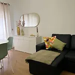 Music Flat - Very & Free Parking Appartement