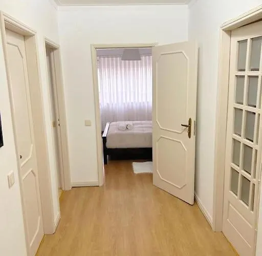 Music Flat - Very & Free Parking Apartment Porto