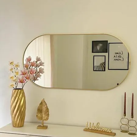 Music Flat - Very & Free Parking شقة *