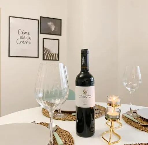 Music Flat - Very & Free Parking Apartamento Oporto